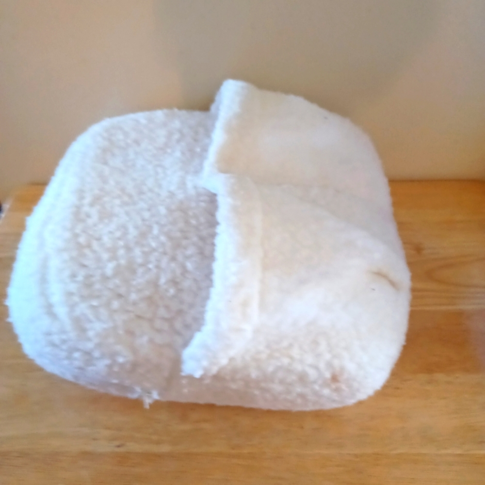 Smart Living Cozy Foot Portable Massager
